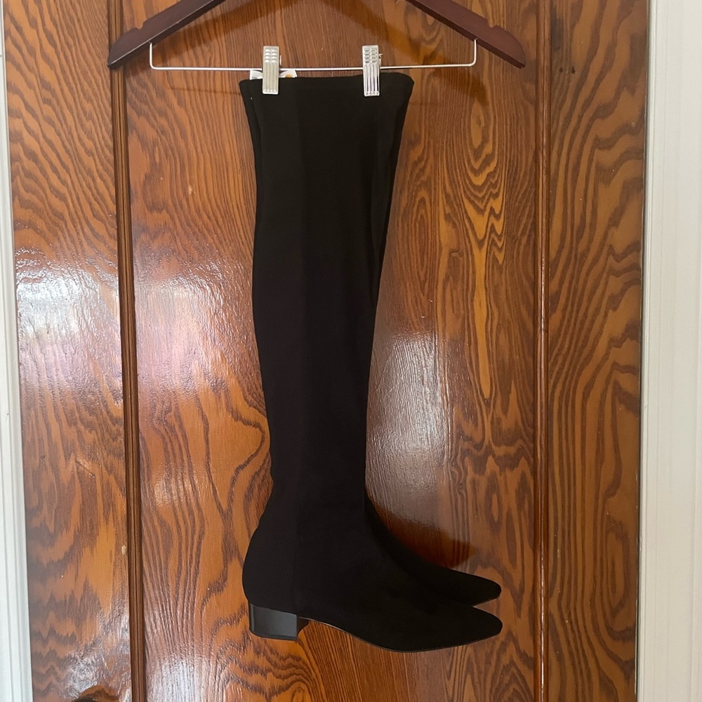 Zara flat knee high boots half suede half ribbed- size 37